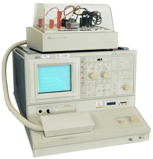 ردیاب منحنی قدرت بالا 3000 وات  371A TEKTRONIX